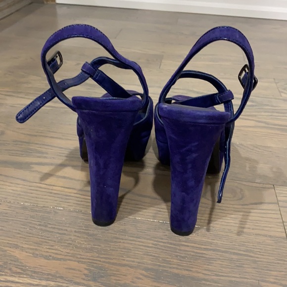 BCBG heels - Picture 3 of 3